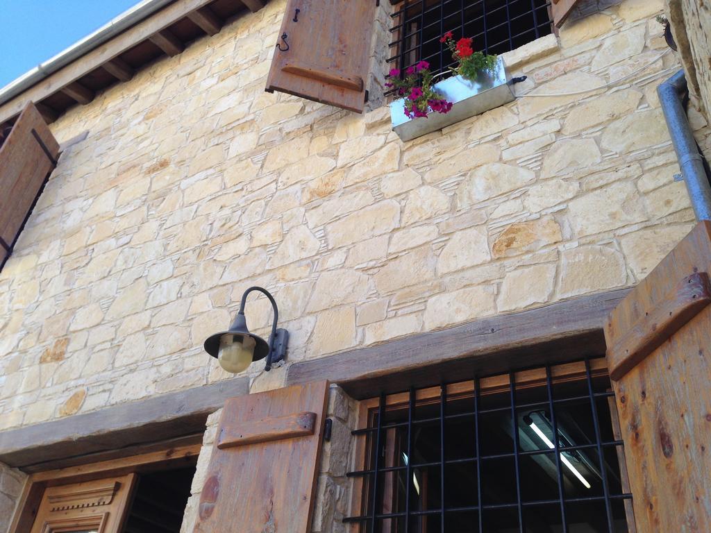 Lofou Traditional Stone House Extérieur photo