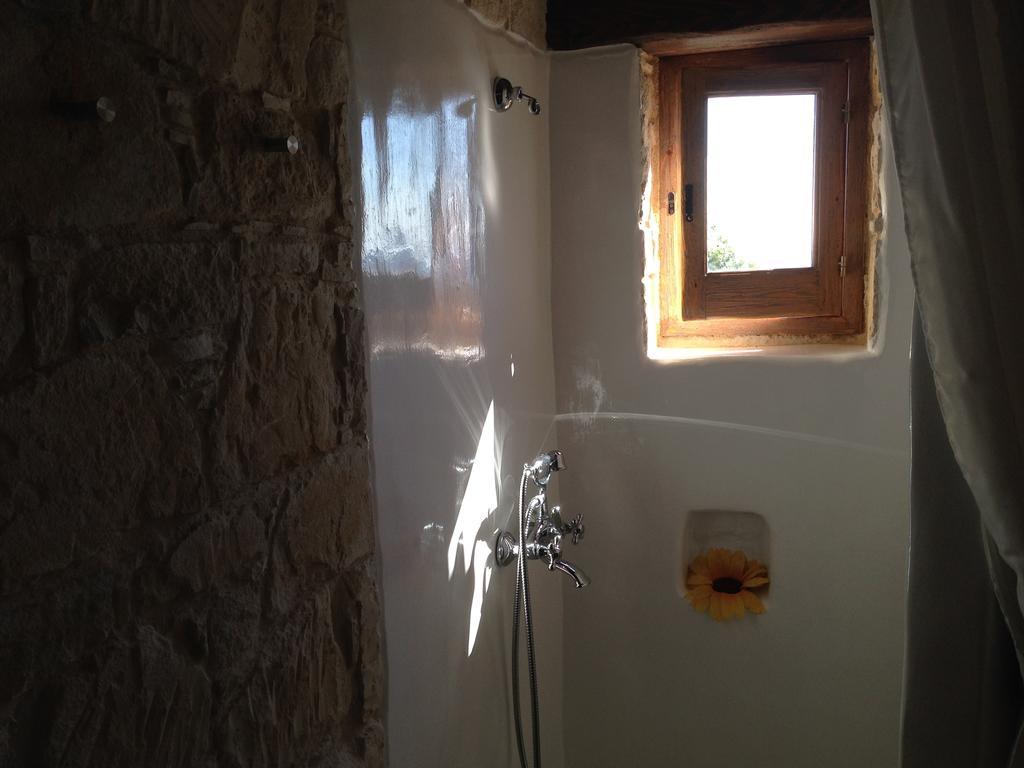 Lofou Traditional Stone House Extérieur photo