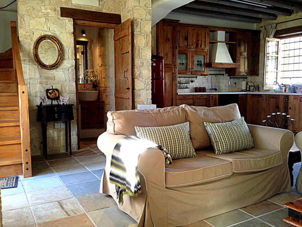 Lofou Traditional Stone House Chambre photo
